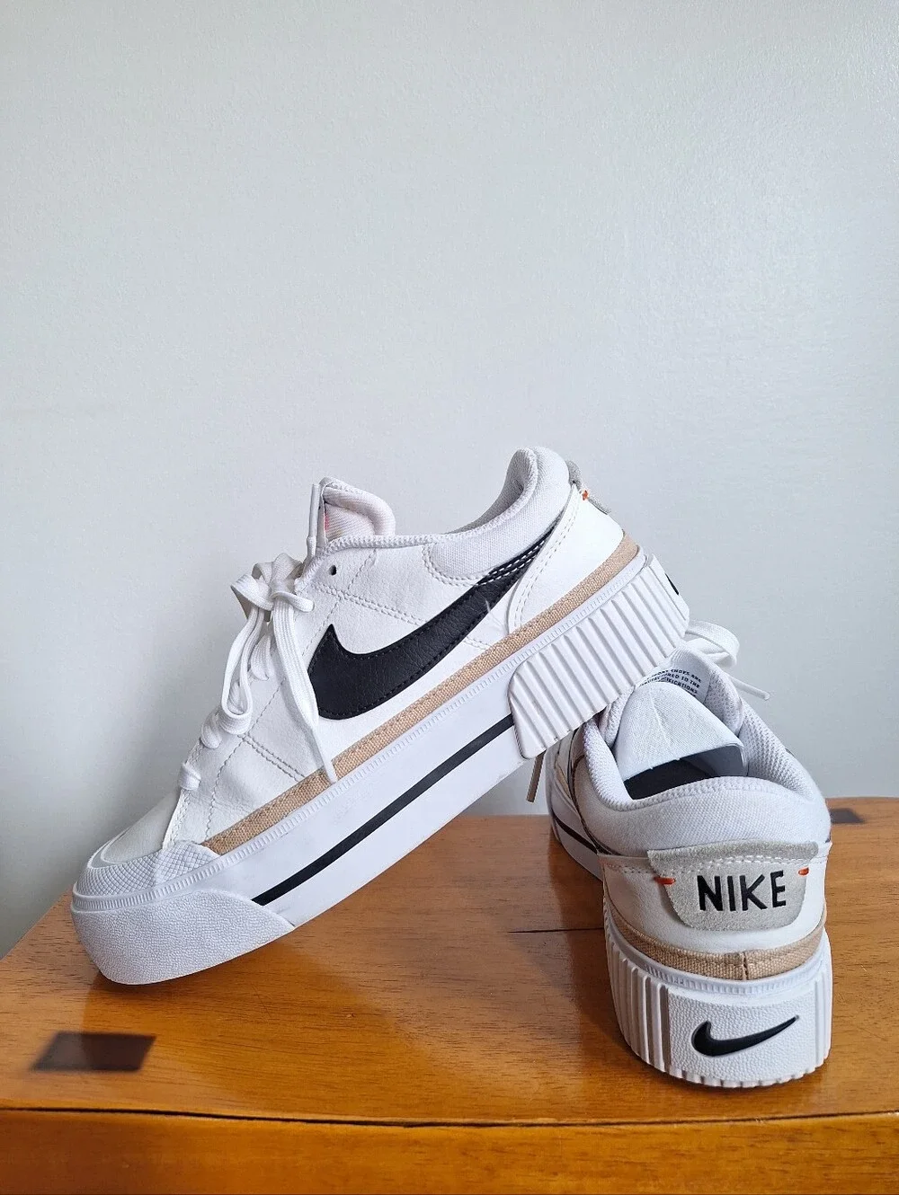 Nike Court Legacy Lift Women's White And Black Size 7.5